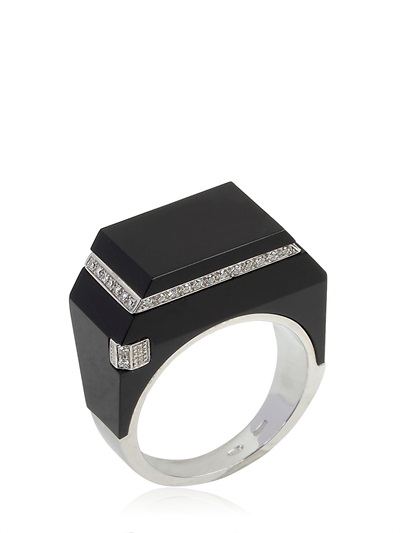 http://images.luisaviaroma.com/Big58I/E27/003_47c80e59-6379-4289-b9f6-e99b5d635d6a.JPG