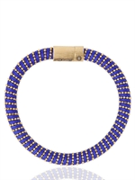 CAROLINA BUCCI - ARMBAND AUS SEIDENZWIRNMASCHE UND GOLD - KOBOLT BLAU