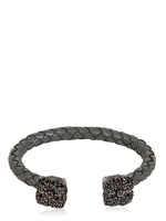 MCL MATTHEW CAMPBELL LAURENZA - FLEXIBLES ARMBAND MIT SCHWARZEM SAPHIR - GRAU