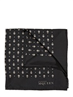 ALEXANDER MCQUEEN - JACQUARD EINSTECKTUCH MIT TOTENKOPF DRUCK - SCHWARZ