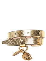 ALEXANDER MCQUEEN - LAMINIERTES SCHLANGENARMBAND MIT SCHÄDELANHÄNGER - GOLD