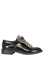 LEATHER CROWN - LEATHER DERBY SHOE WITH PONYSKIN FRINGE - BLACK/WHITE