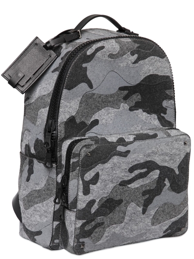 VALENTINO GARAVANI CAMOUFLAGE PRINTED COTTON FELT BACKPACK