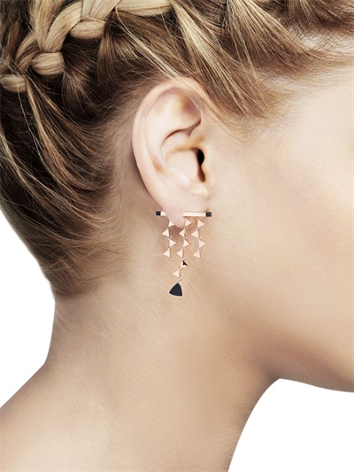 TINA CRAIG X NOUVEL HERITAGE SMALL ONYX ASYMMETRICAL EARRINGS